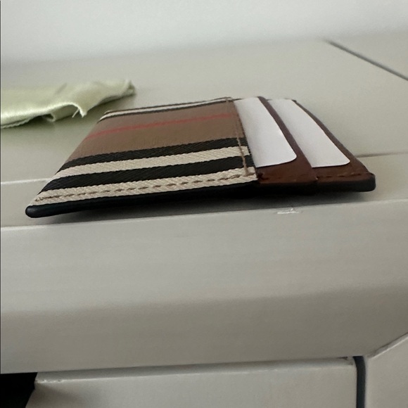 Burberry Novacheck & Brown Leather Cardholder, Brand New! - Picture 4 of 7